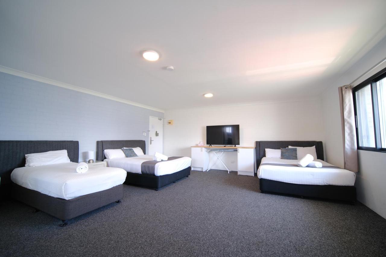 Lakeside Inn Wollongong Primbee Ngoại thất bức ảnh