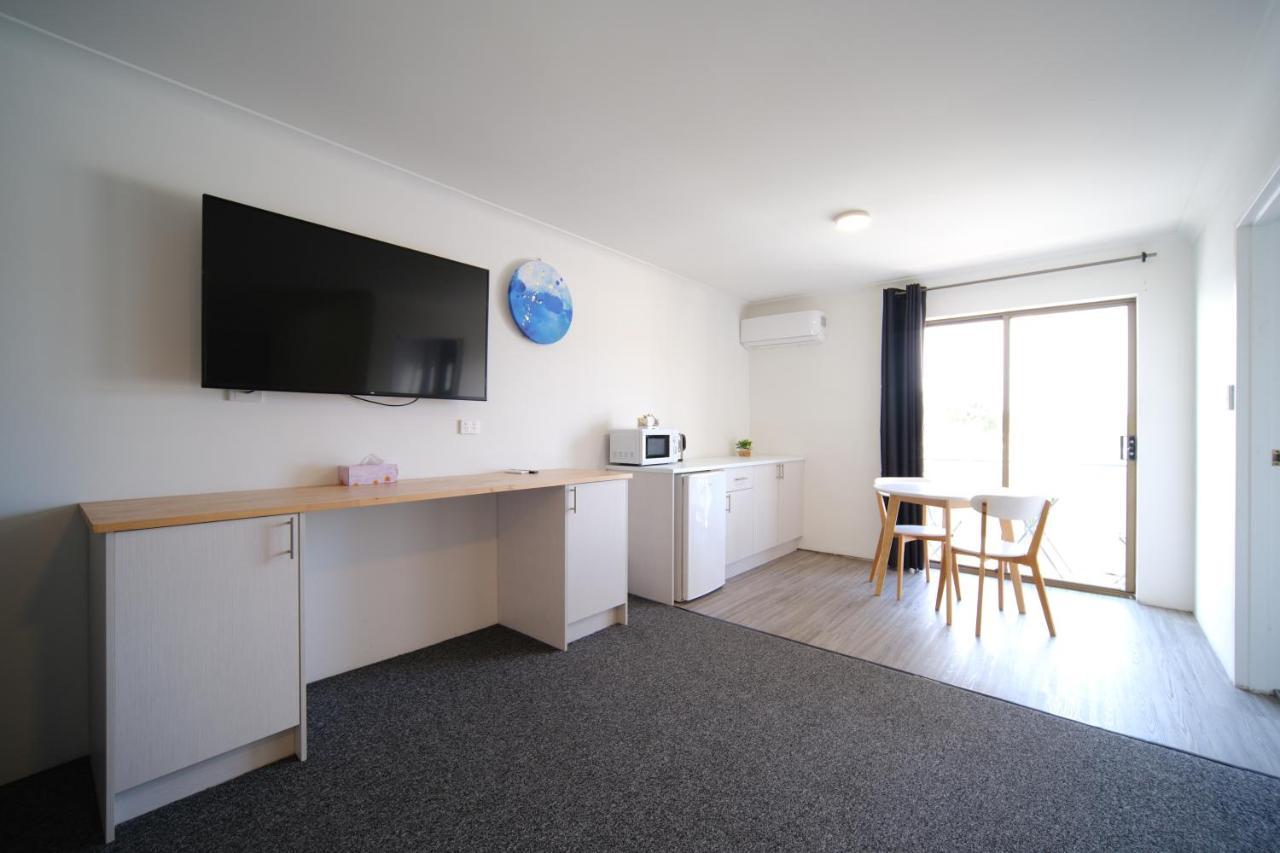 Lakeside Inn Wollongong Primbee Ngoại thất bức ảnh