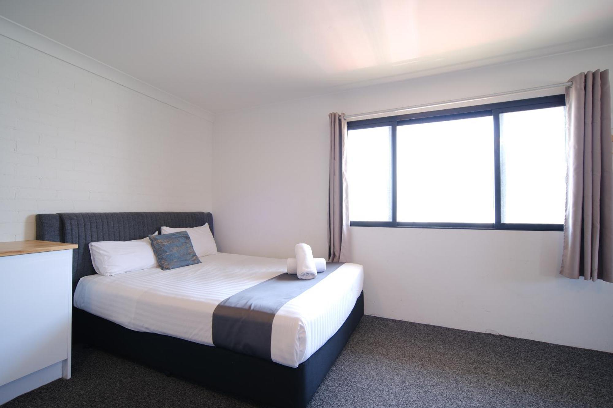 Lakeside Inn Wollongong Primbee Ngoại thất bức ảnh
