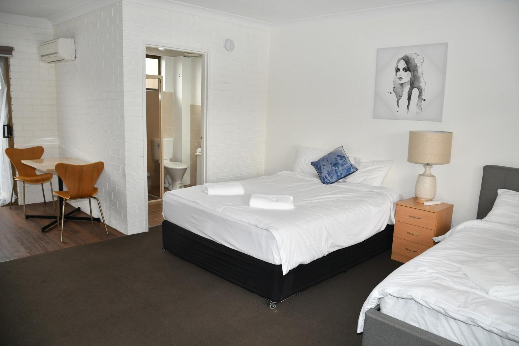 Lakeside Inn Wollongong Primbee Ngoại thất bức ảnh