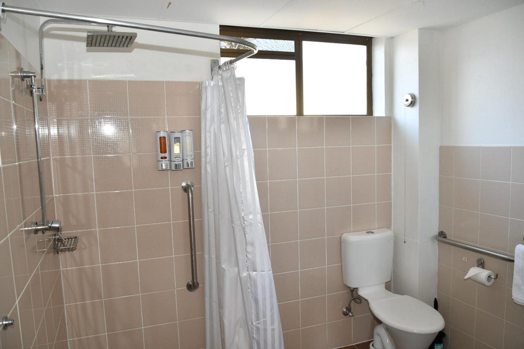 Lakeside Inn Wollongong Primbee Ngoại thất bức ảnh