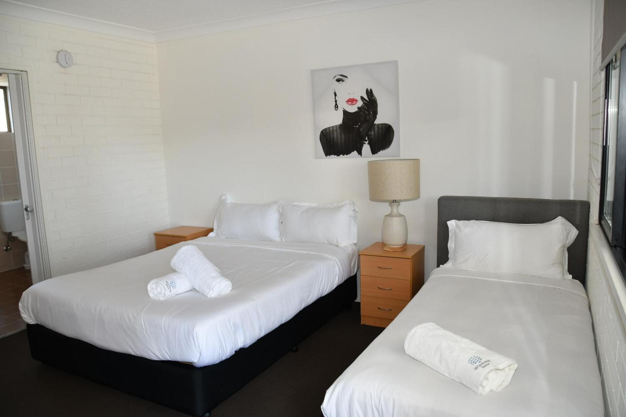 Lakeside Inn Wollongong Primbee Ngoại thất bức ảnh